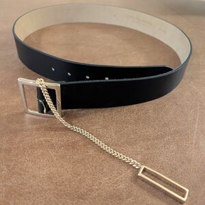 Elegant NWOT Streets Ahead Black Belt Medium with Gold Chain Detail